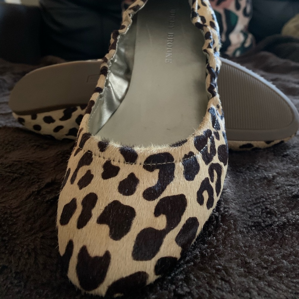 Audrey Brooke Lydia cheetah print flats. Women’s size 9.